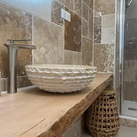 Le Charmeur * * * Apartmán Aurillac